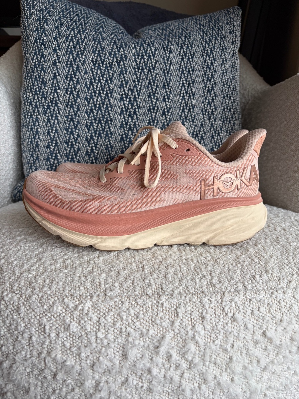 Hoka Clifton 9 Running Shoes~ size 8B - Picture 6 of 11